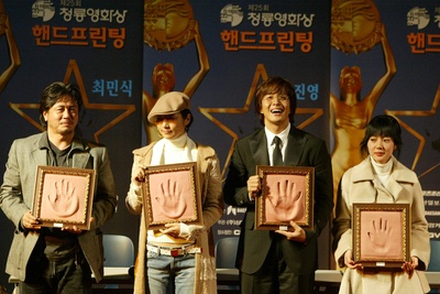 春天花盛开剧照的剧照