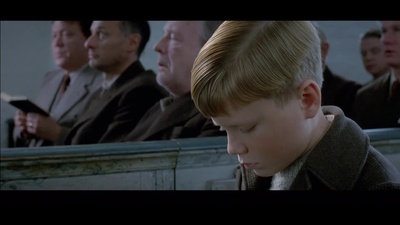 战场上的小人球剧照的剧照