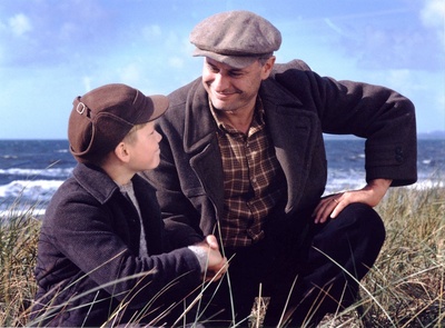 战场上的小人球剧照的剧照