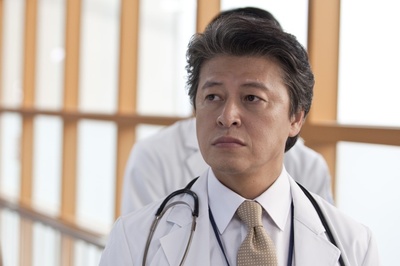 两个婚礼一个葬礼剧照的剧照