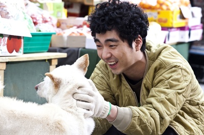 两个婚礼一个葬礼剧照的剧照