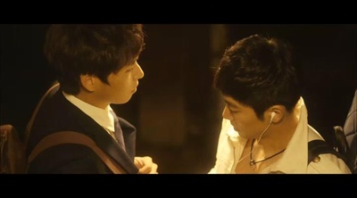 两个婚礼一个葬礼剧照的剧照