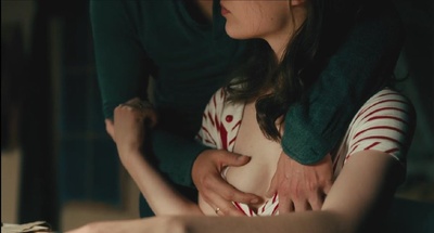 无主之作剧照的剧照