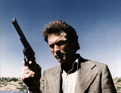 紧急搜捕令剧照的剧照