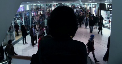 皮囊之下剧照的剧照