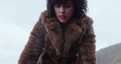 皮囊之下剧照的剧照