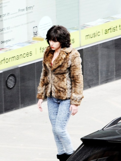 皮囊之下剧照的剧照