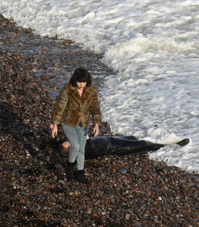 皮囊之下剧照的剧照