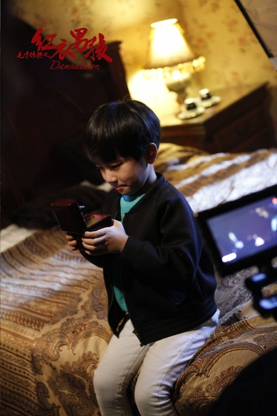 毛骨悚然之红衣男孩剧照的剧照