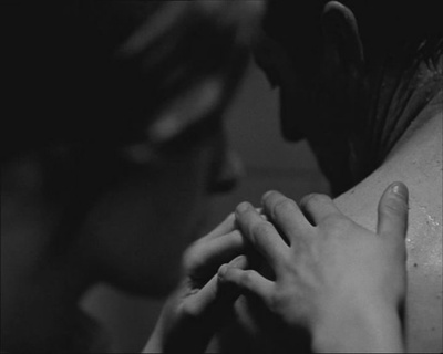 爱的挽歌剧照的剧照