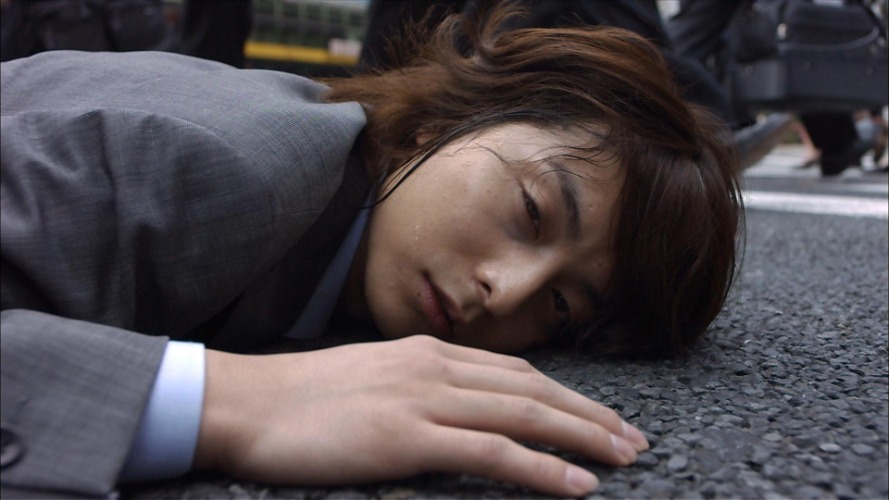 我在一家黑公司上班，已经快撑不下去了剧照的剧照