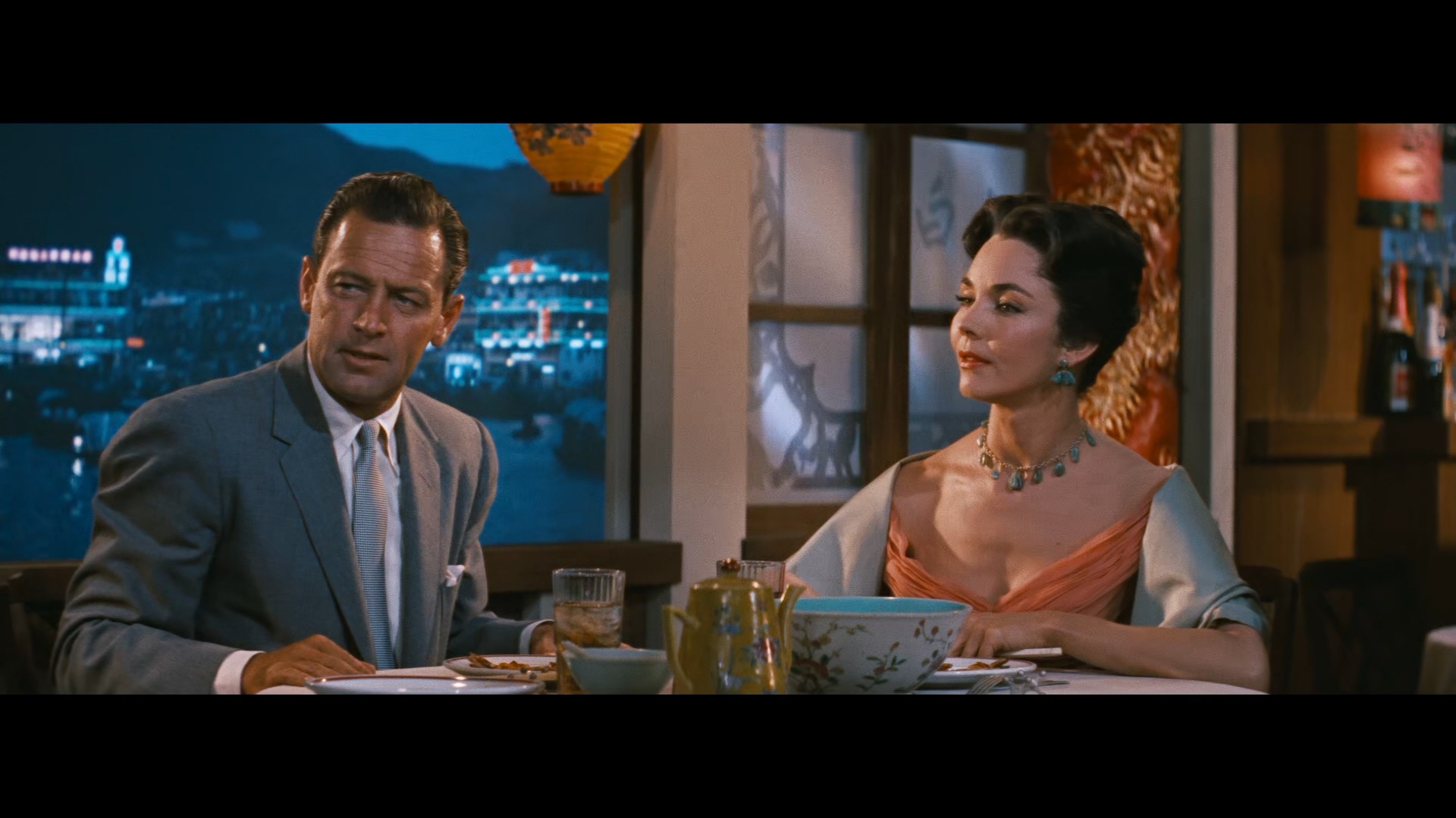 爱情多壮丽剧照的剧照