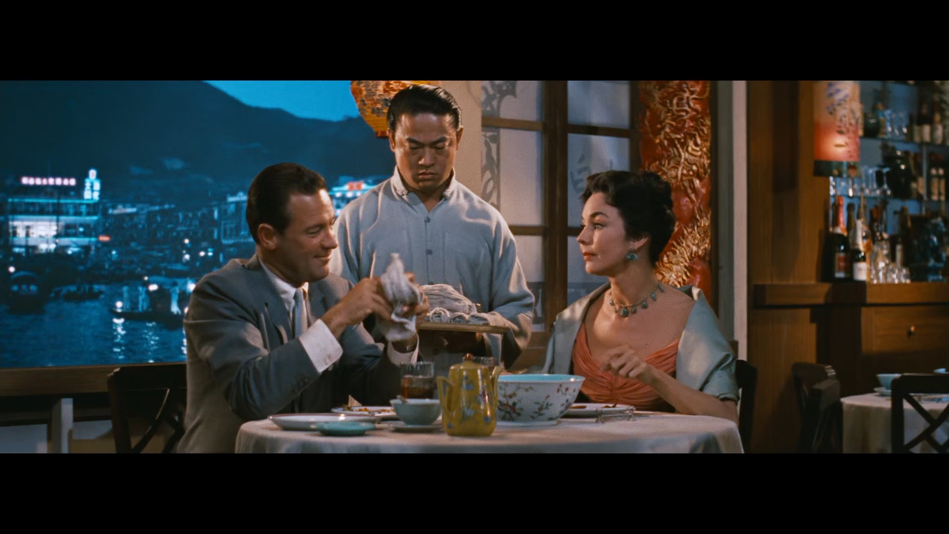 爱情多壮丽剧照的剧照