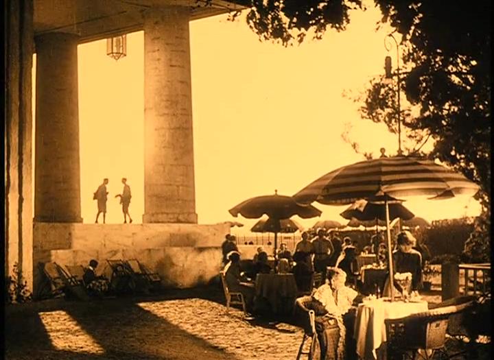 圣山剧照的剧照