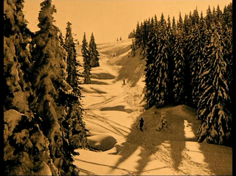 圣山剧照的剧照