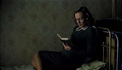 东方西方剧照的剧照