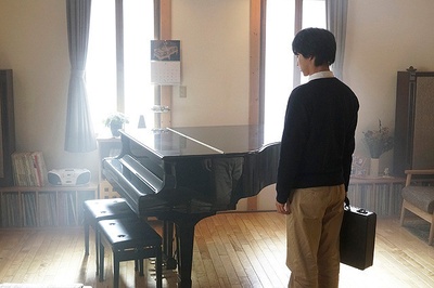 羊与钢的森林剧照的剧照