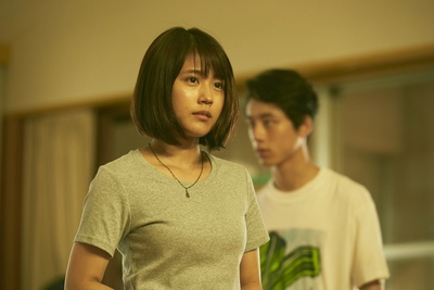 爱，不由自主剧照的剧照