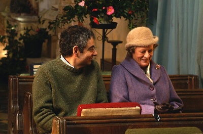 保持缄默剧照的剧照