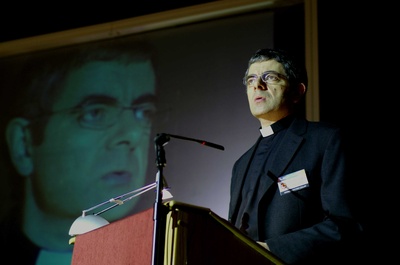 保持缄默剧照的剧照