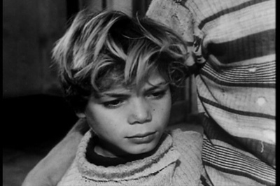 大地在波动剧照的剧照