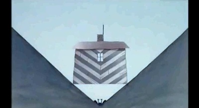 山顶小屋咚咚摇剧照的剧照