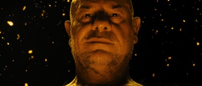 晒尸体剧照的剧照