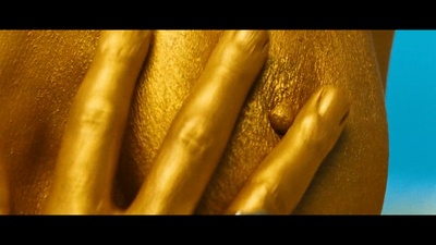 晒尸体剧照的剧照