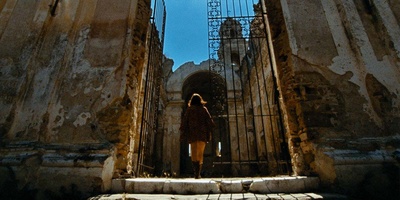 晒尸体剧照的剧照