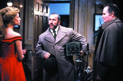 血色十字花剧照的剧照