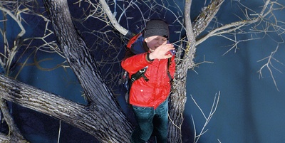 无爱可诉剧照的剧照