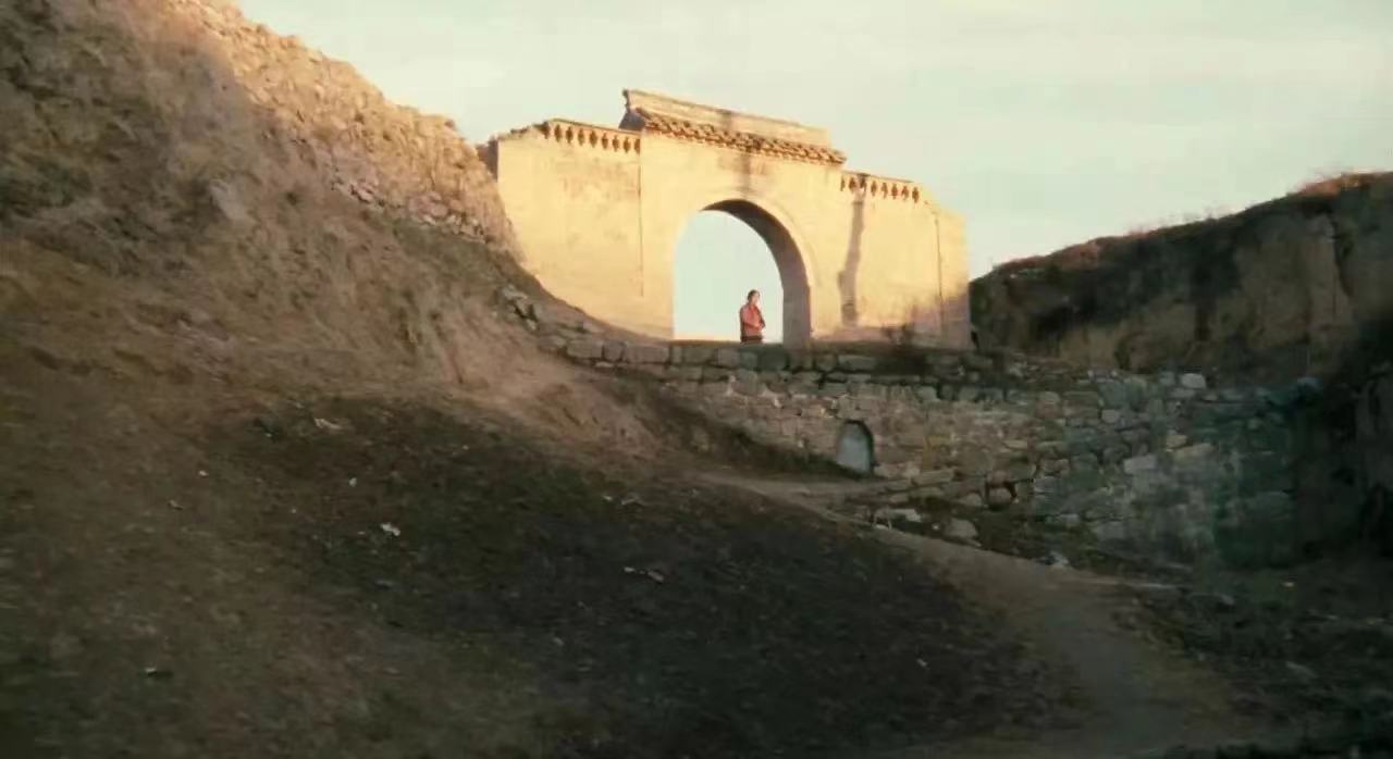 血色清晨剧照的剧照