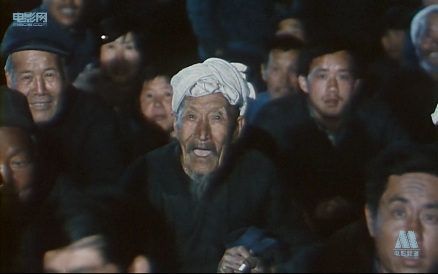 血色清晨剧照的剧照