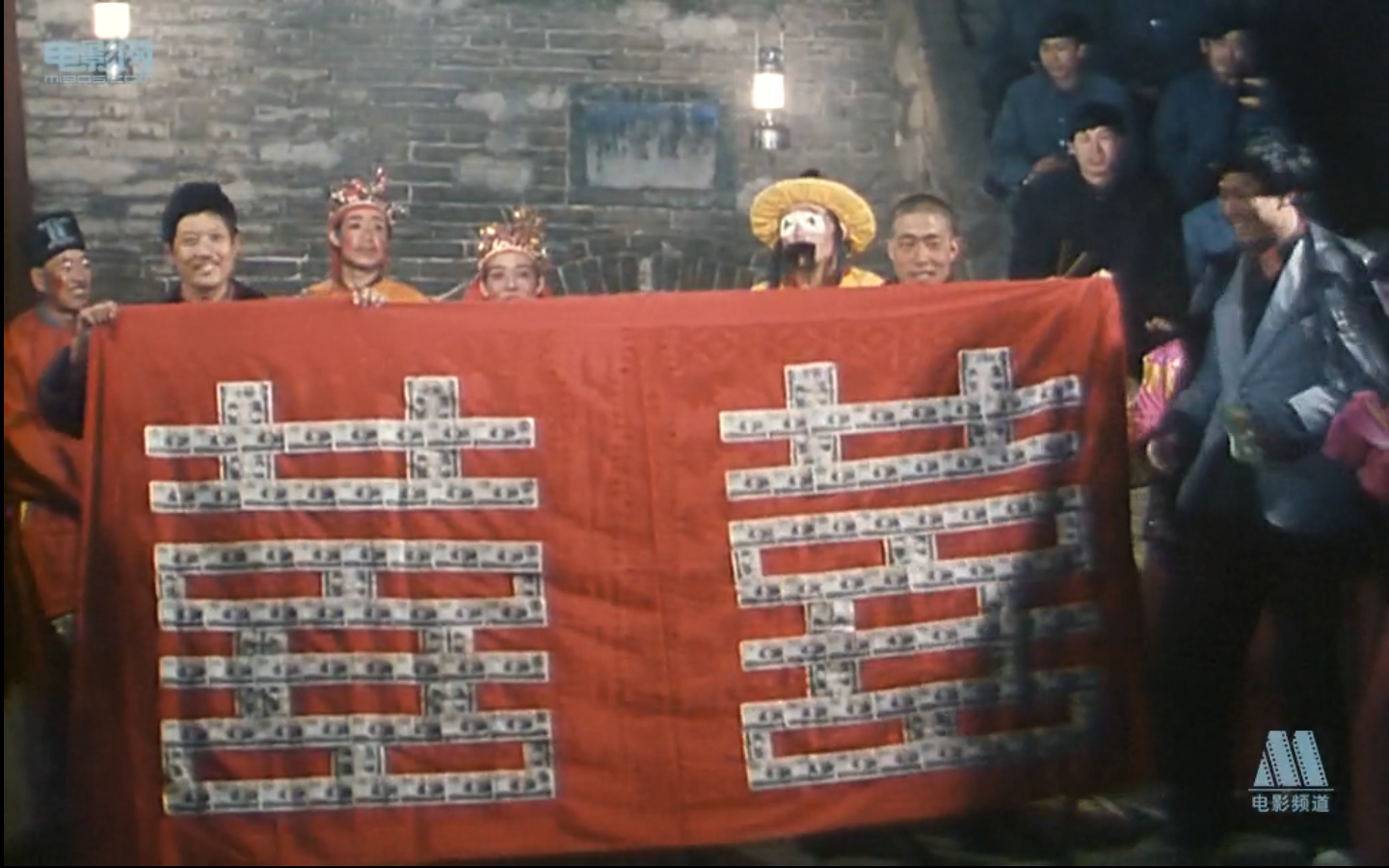 血色清晨剧照的剧照