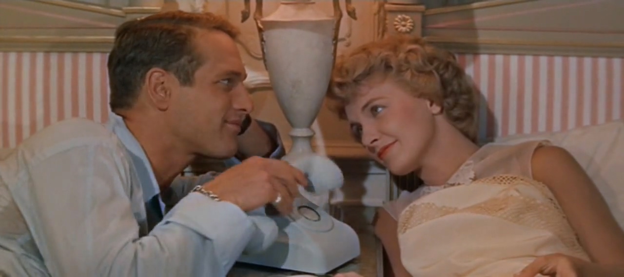 集合到国旗下的男儿们剧照的剧照