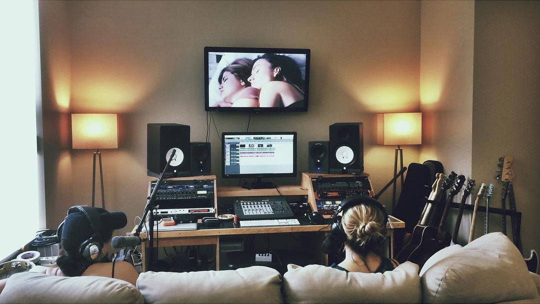 即将成人剧照的剧照