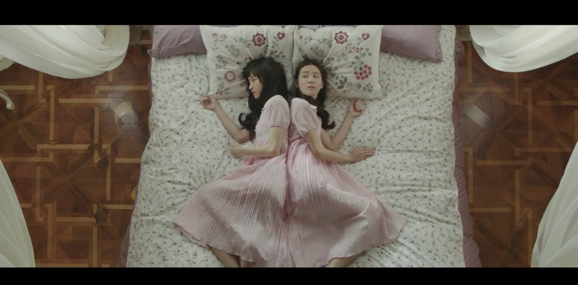 双生剧照的剧照