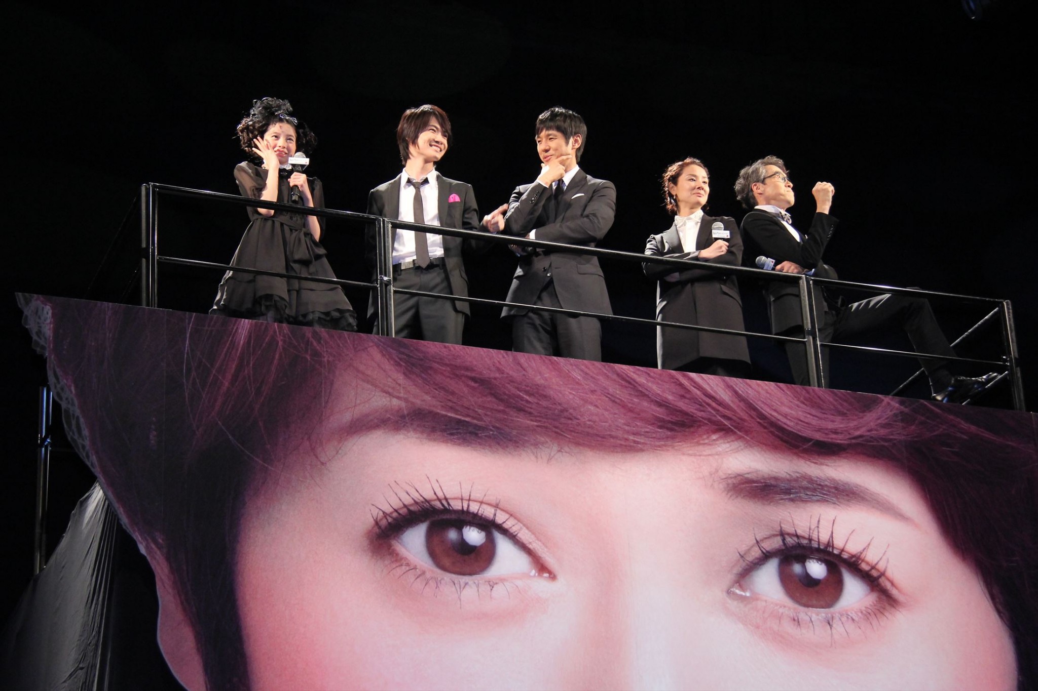 脑内中毒大作战剧照的剧照