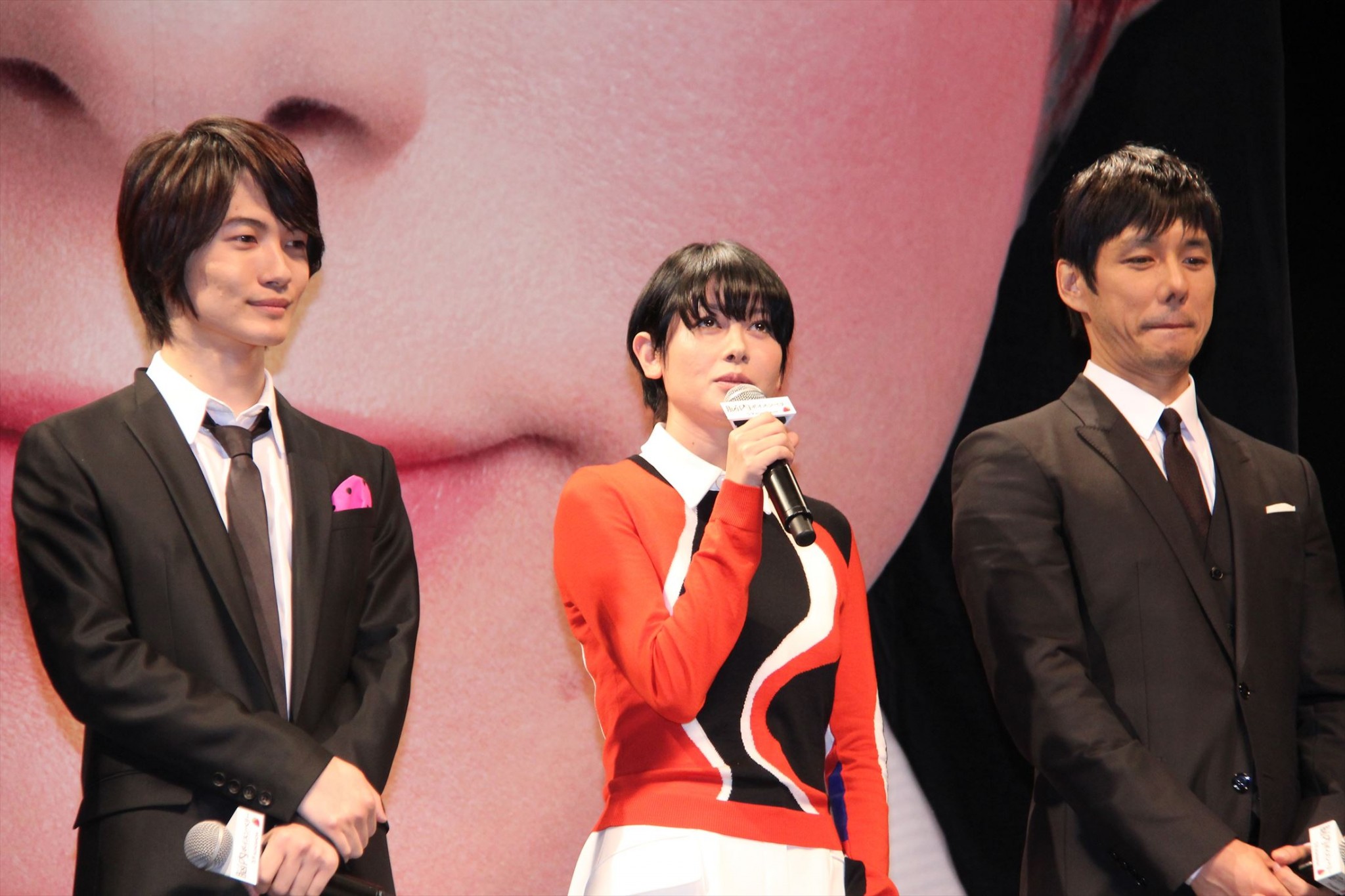 脑内中毒大作战剧照的剧照