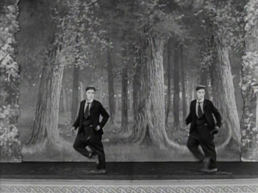 剧院剧照的剧照