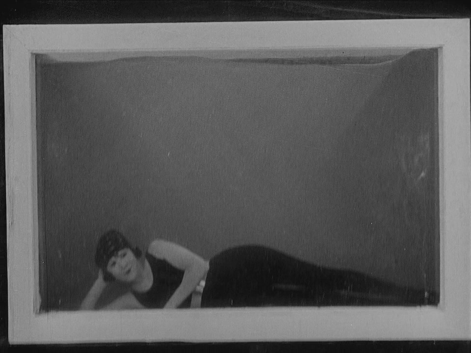 剧院剧照的剧照