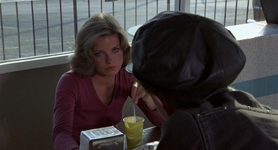 弹簧刀姐妹剧照的剧照