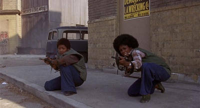 弹簧刀姐妹剧照的剧照