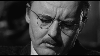 典当商剧照的剧照