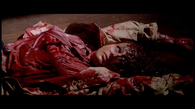 守墓屋剧照的剧照