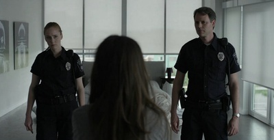 莫丽·哈特莉的驱魔剧照的剧照