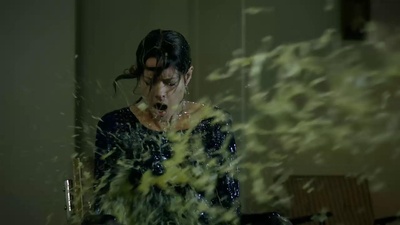 莫丽·哈特莉的驱魔剧照的剧照