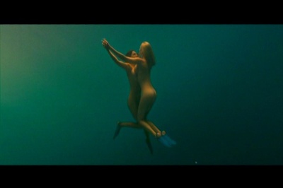 食人鱼3D剧照的剧照