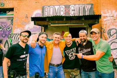 炸弹之城剧照的剧照