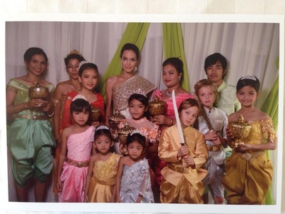 他们先杀了我父亲：一个柬埔寨女儿的回忆录剧照的剧照